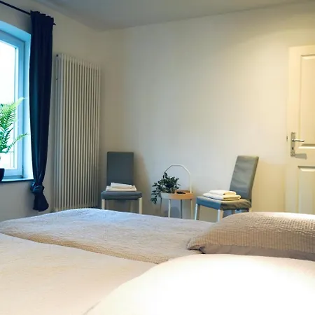 Haus Im Gruenen Fuer 6 Personen-3 Schlafzimmer- 3 Baedern -waschmaschine-grosse Terrasse- Vollausgestattete Kueche * Βόλφσμπουργκ