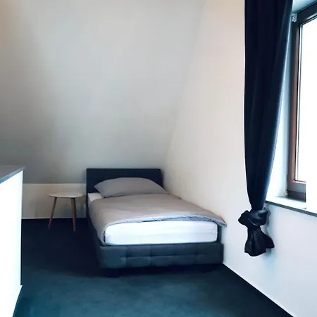 Haus Im Gruenen Fuer 6 Personen-3 Schlafzimmer- 3 Baedern -waschmaschine-grosse Terrasse- Vollausgestattete Kueche Wolfsburg