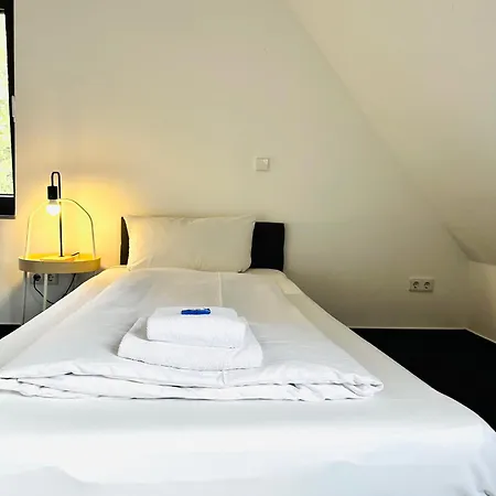 Haus Im Gruenen Fuer 7 Personen-3 Schlafzimmer- 3 Baedern -waschmaschine-grosse Terrasse- Vollausgestattete Kueche Lejlighed