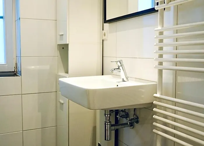 Haus Im Gruenen Fuer 6 Personen-3 Schlafzimmer- 3 Baedern -waschmaschine-grosse Terrasse- Vollausgestattete Kueche *