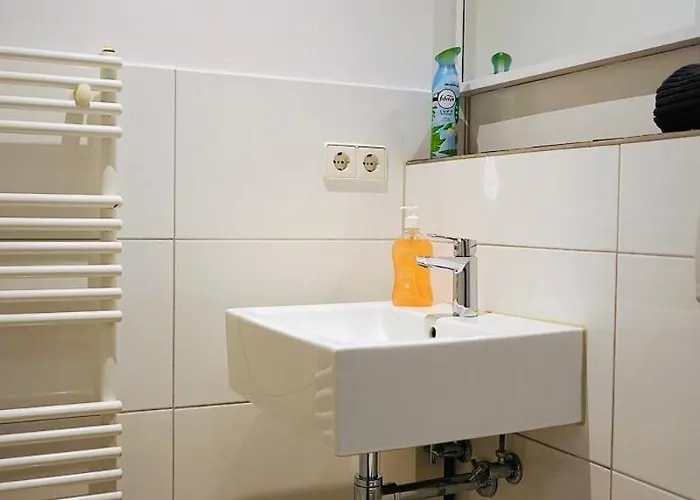 Appartement Haus Im Gruenen Fuer 6 Personen-3 Schlafzimmer- 3 Baedern -waschmaschine-grosse Terrasse- Vollausgestattete Kueche