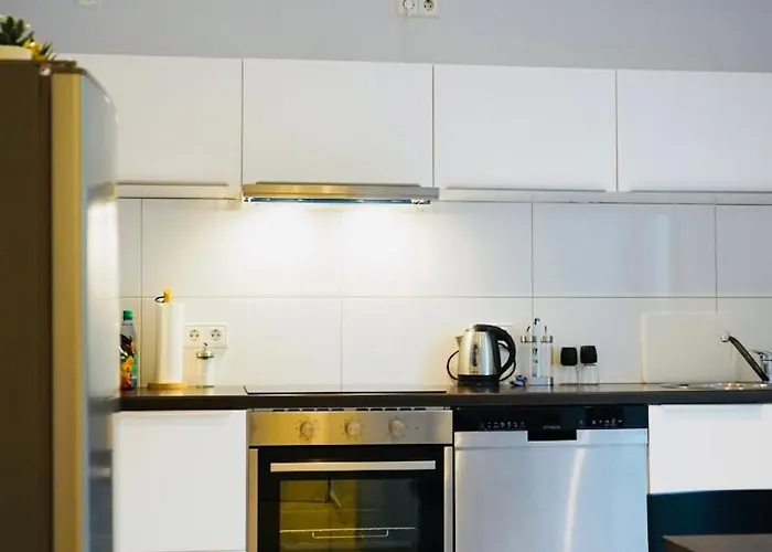 Haus Im Gruenen Fuer 6 Personen-3 Schlafzimmer- 3 Baedern -waschmaschine-grosse Terrasse- Vollausgestattete Kueche *