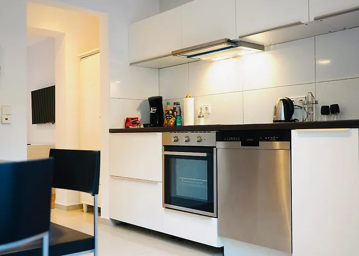 Haus Im Gruenen Fuer 6 Personen-3 Schlafzimmer- 3 Baedern -waschmaschine-grosse Terrasse- Vollausgestattete Kueche * Wolfsbourg
