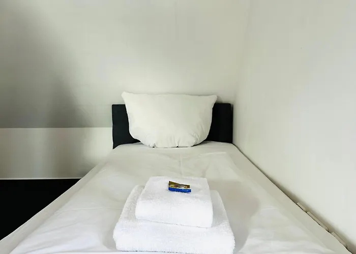 Haus Im Gruenen Fuer 6 Personen-3 Schlafzimmer- 3 Baedern -waschmaschine-grosse Terrasse- Vollausgestattete Kueche Wolfsbourg