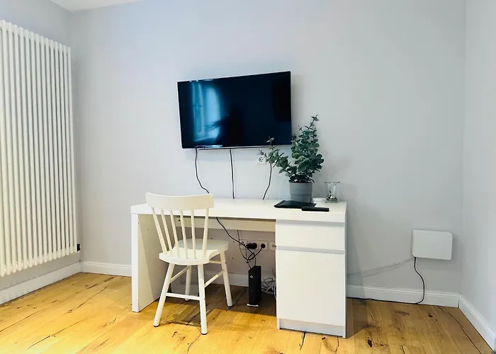Haus Im Gruenen Fuer 6 Personen-3 Schlafzimmer- 3 Baedern -waschmaschine-grosse Terrasse- Vollausgestattete Kueche
